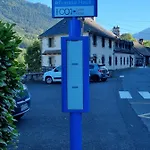 Konukevi Au Coeur Du Volcantal 3*