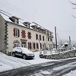 Au Coeur Du Volcantal 3* Laveissière